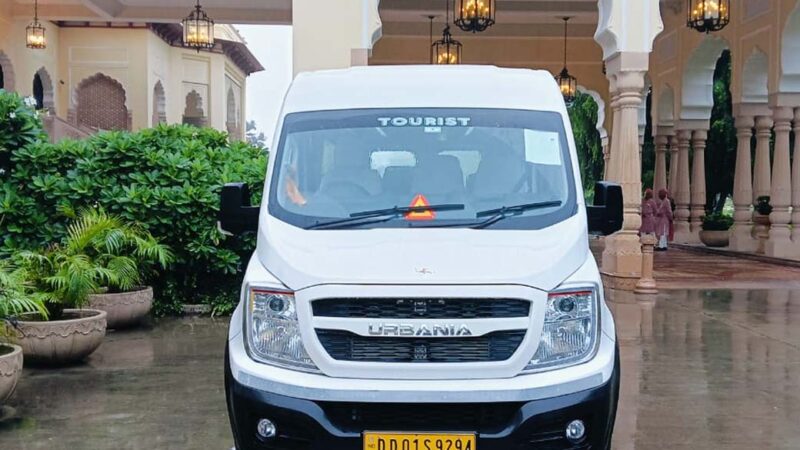 9 Seater Urbania Traveller